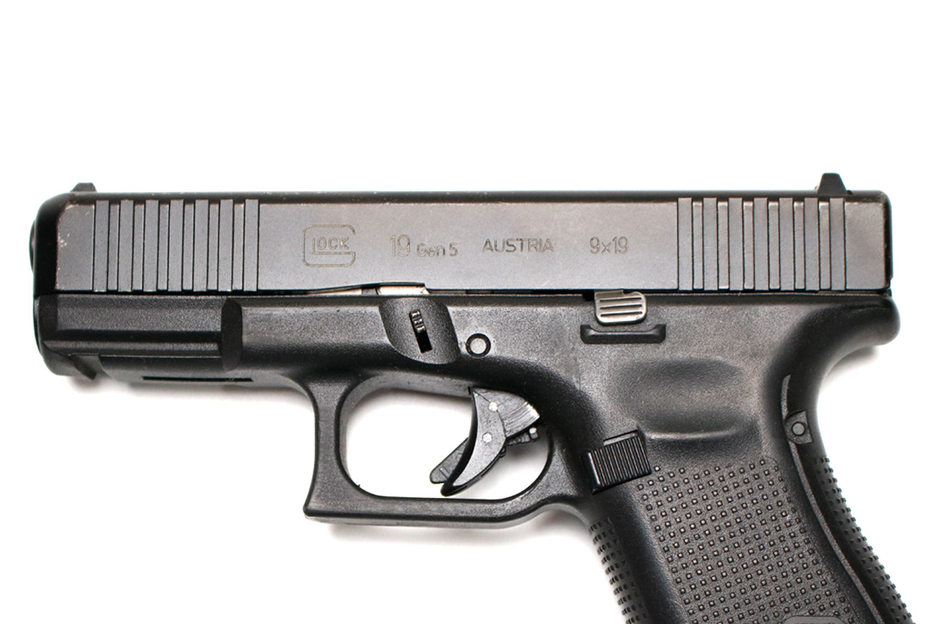 GLOCK 19 Gen 5 9mm Police Trade-In Pistol