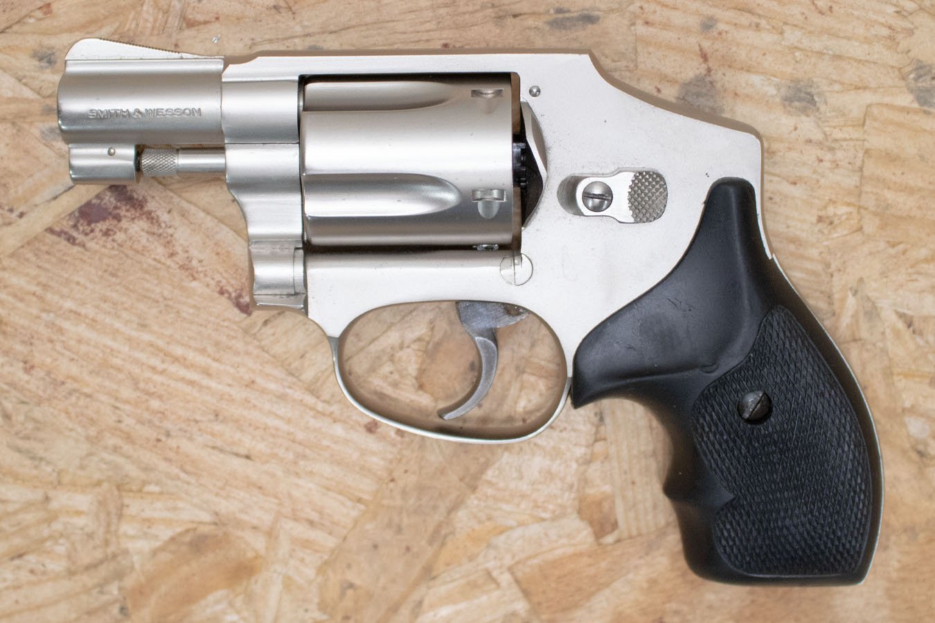 SMITH AND WESSON Model 442 Airweight 38 Special Hammerless Used Trade-In Revolver in Stainless
