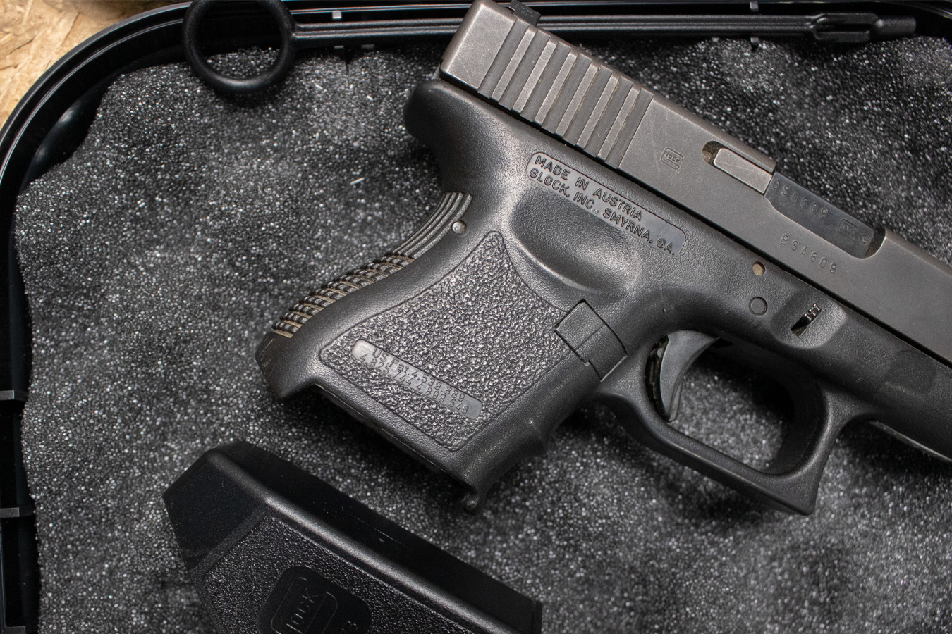 GLOCK 27 Gen3 40 S&W Police Trade-In Pistol (Magazine Not Included)