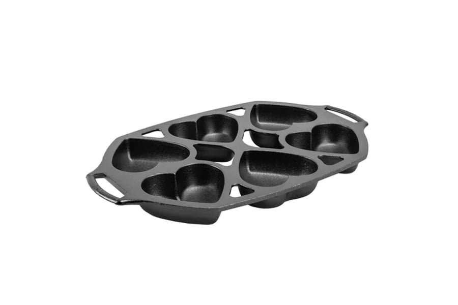 Lodge Cookware Seasoned Cast Iron Heart Mini Cake Pan