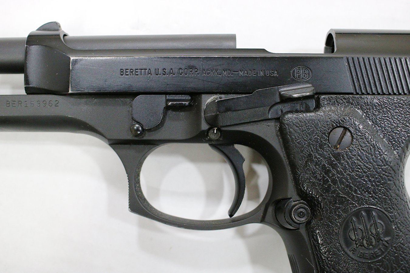 BERETTA Model 96 40 S&W DA/SA Police Trade-in Pistols (Good Condition)