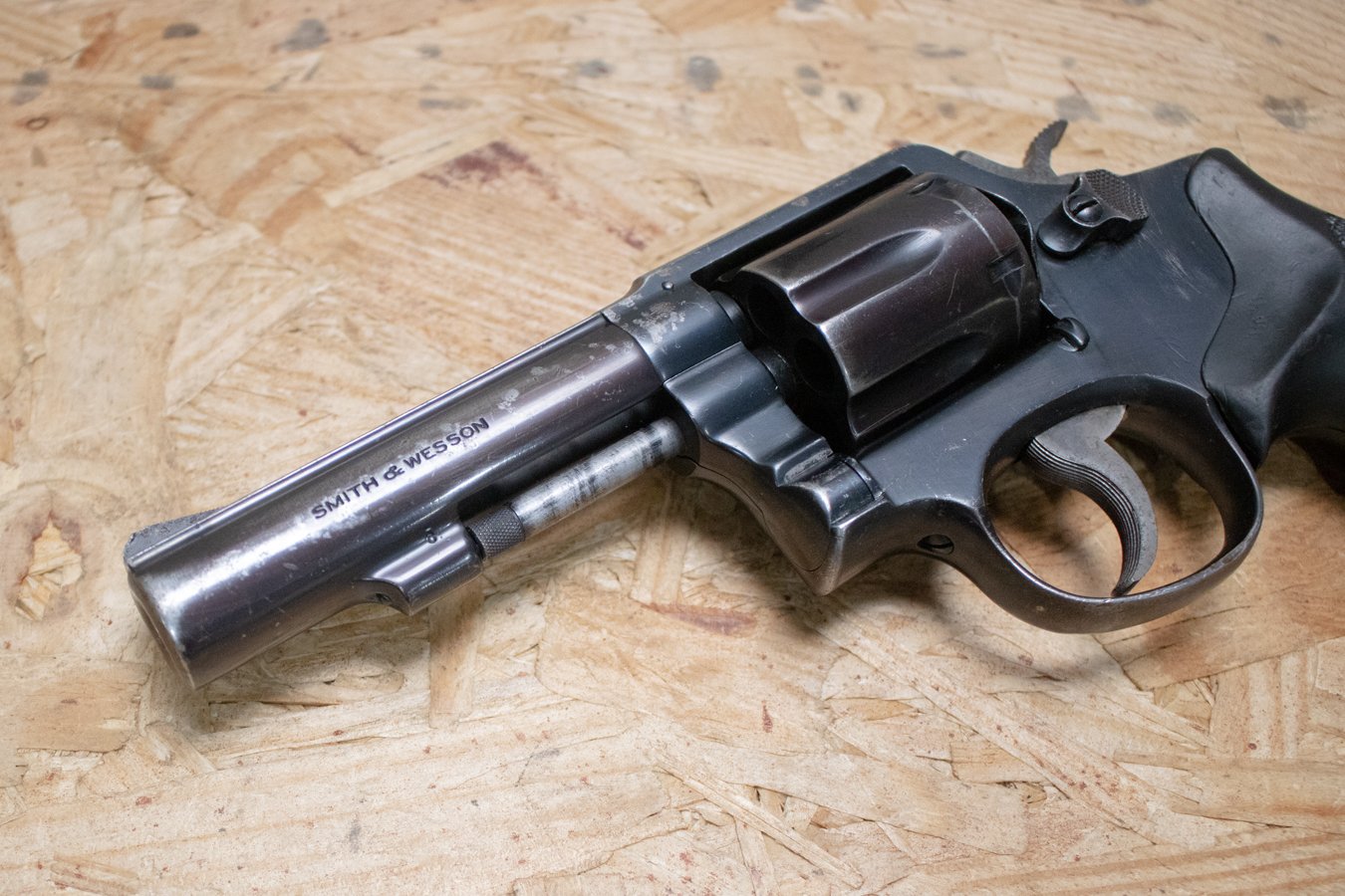 SMITH AND WESSON Model 10-1 38 Special Police Trade-In Revolver with Heavy Barrel, Rubber Grips