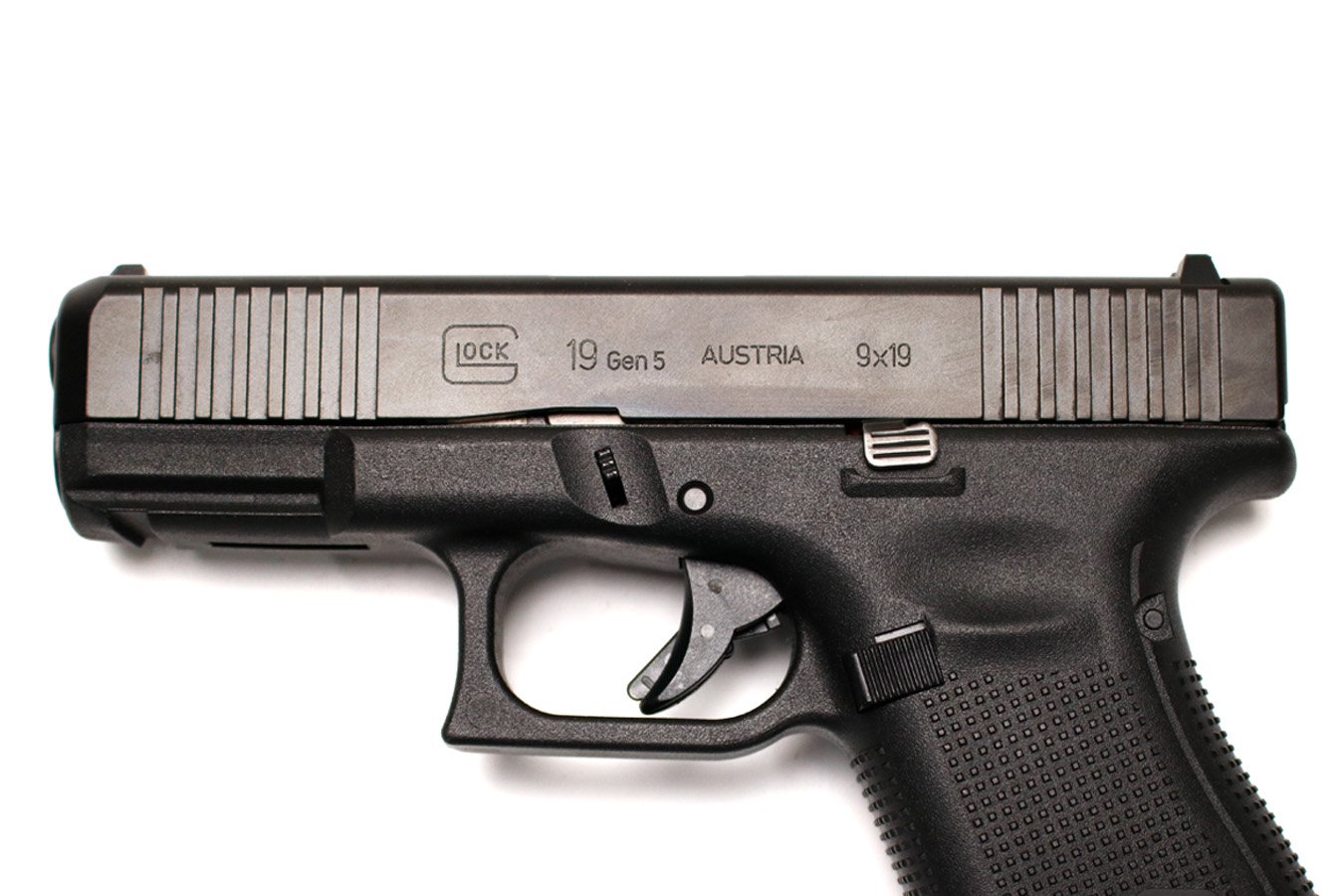 GLOCK 19 Gen 5 9mm Police Trade-In Pistol