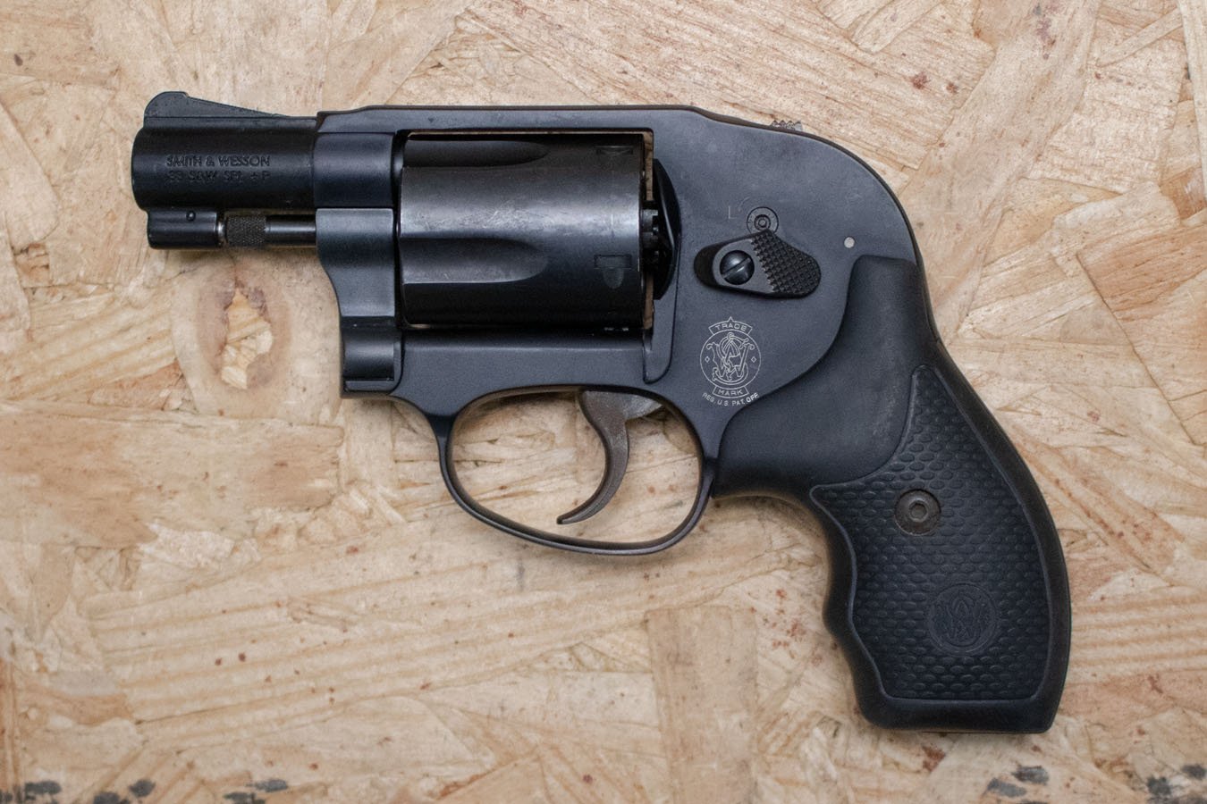 SMITH AND WESSON 438 Airweight 38 Special Police Trade-In Revolver with Shrouded Hammer