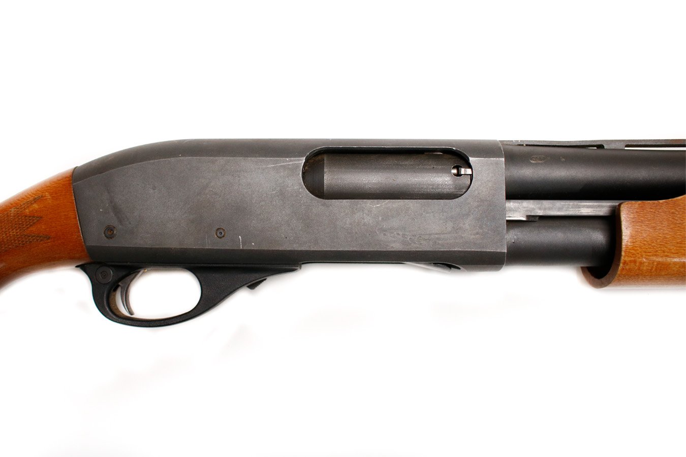 REMINGTON 870 Express Magnum 12GA Police Trade-In Shotgun with 28 Inch Barrel