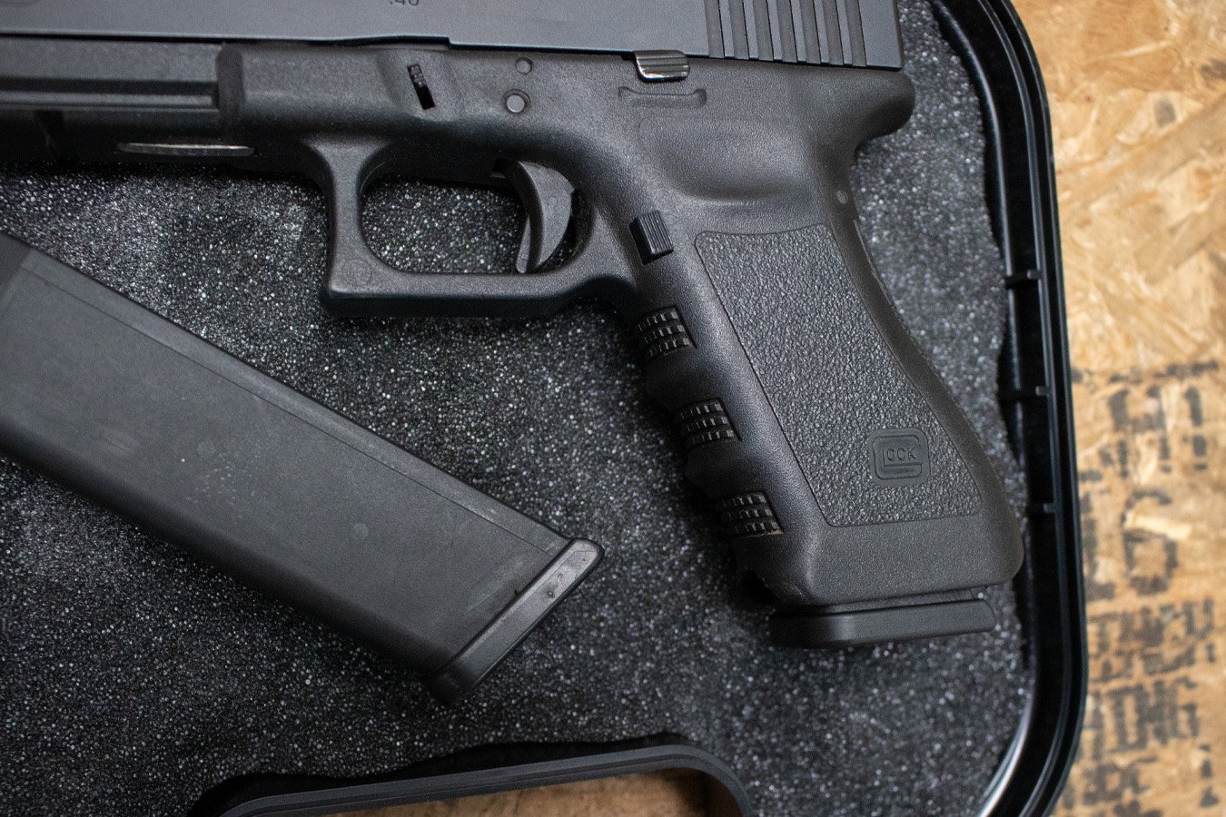 GLOCK 22 Gen3 40 S&W Police Trade-In Pistol with Two Magazines