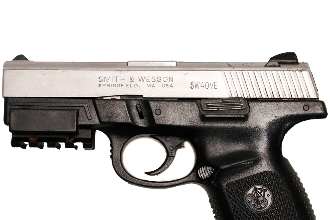 SMITH AND WESSON SW40VE 40 S&W Police Trade-In Pistol