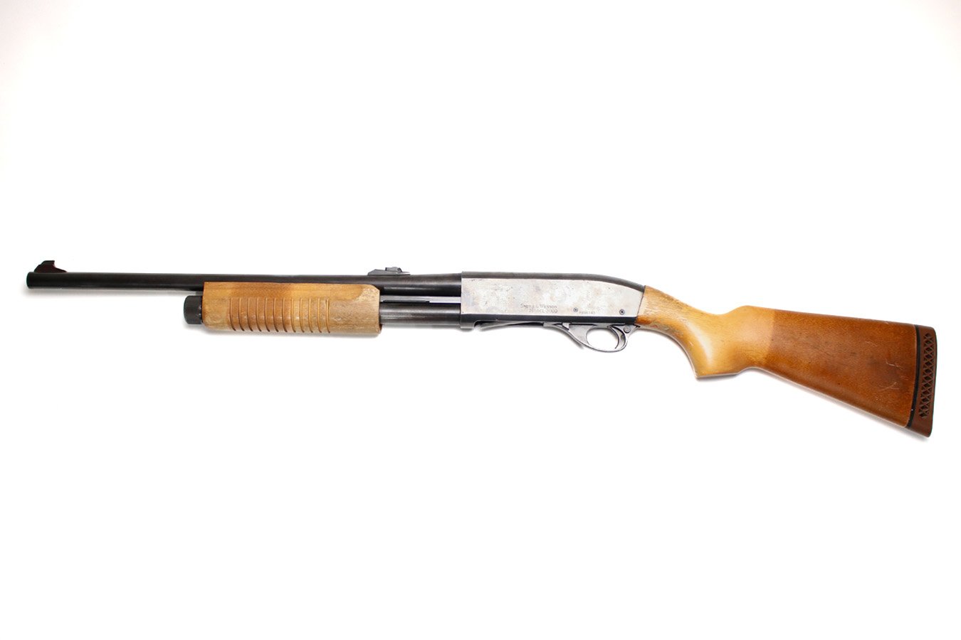 SMITH AND WESSON 3000 12GA Police Trade-In Pump Shotgun