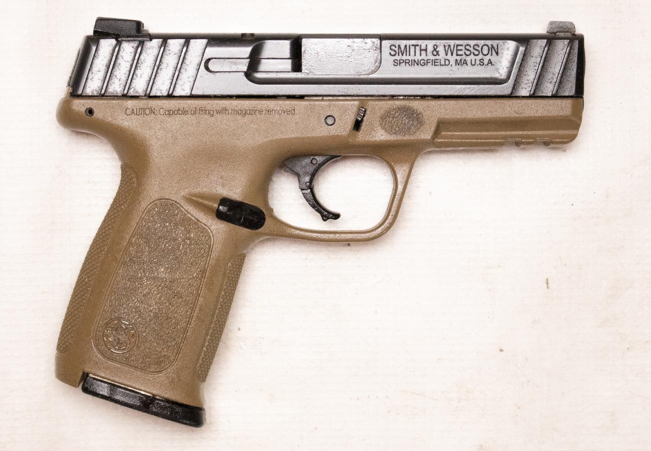 Smith & Wesson SD9 9mm FDE Police Trade-In Semi-Auto Pistol with Front ...