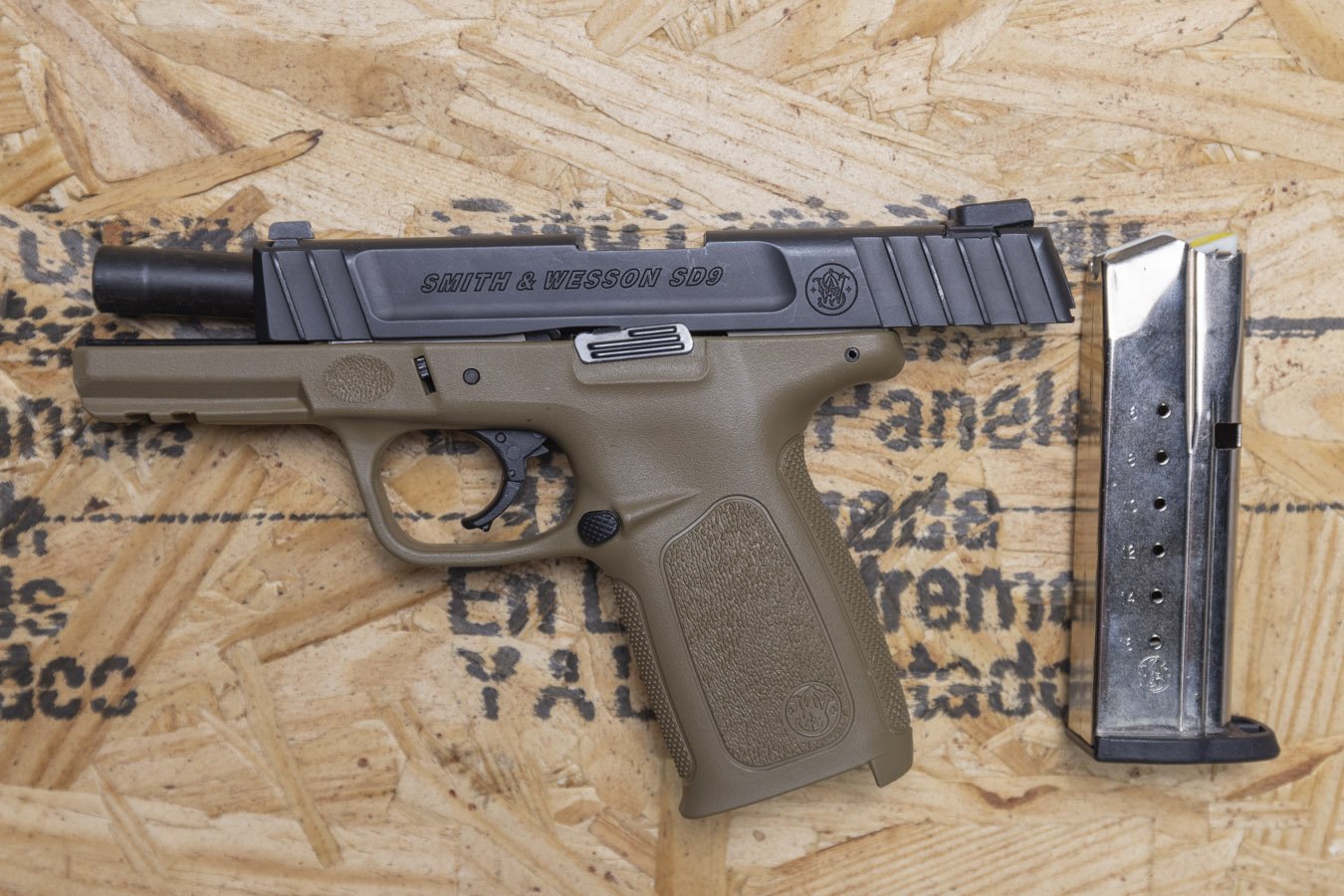 SMITH AND WESSON SD9VE 9mm Police Trade-In Pistol with FDE Frame