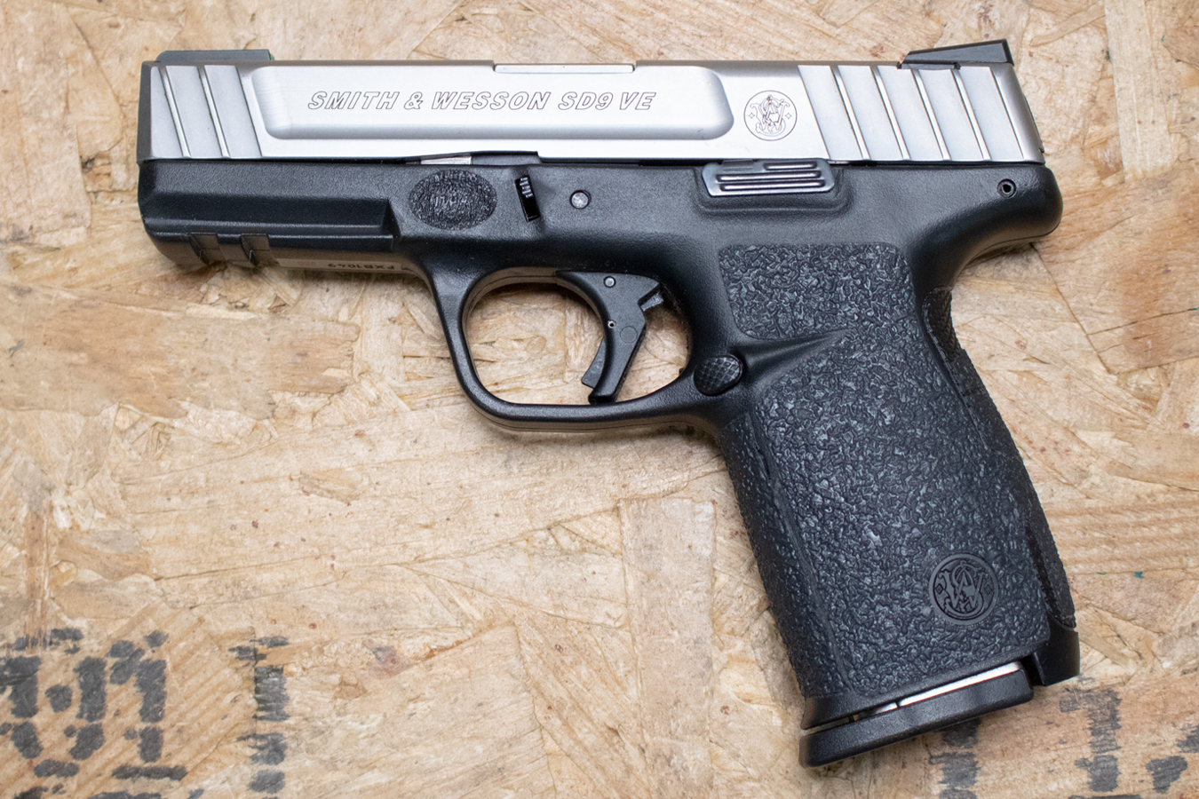 SMITH AND WESSON SD9VE 9mm Police Trade-In Pistol with Truglo Sights