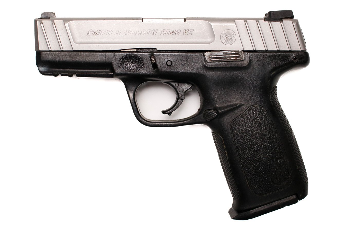 SMITH AND WESSON SD40VE 40 S&W Police Trade-In Pistol