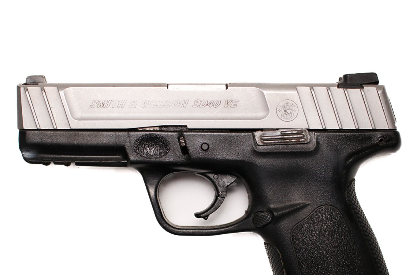 SMITH AND WESSON SD40VE 40 S&W Police Trade-In Pistol