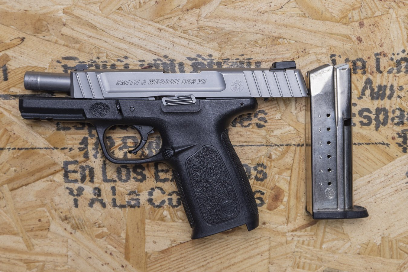 SMITH AND WESSON SD9VE 9mm Police Trade-In Pistol
