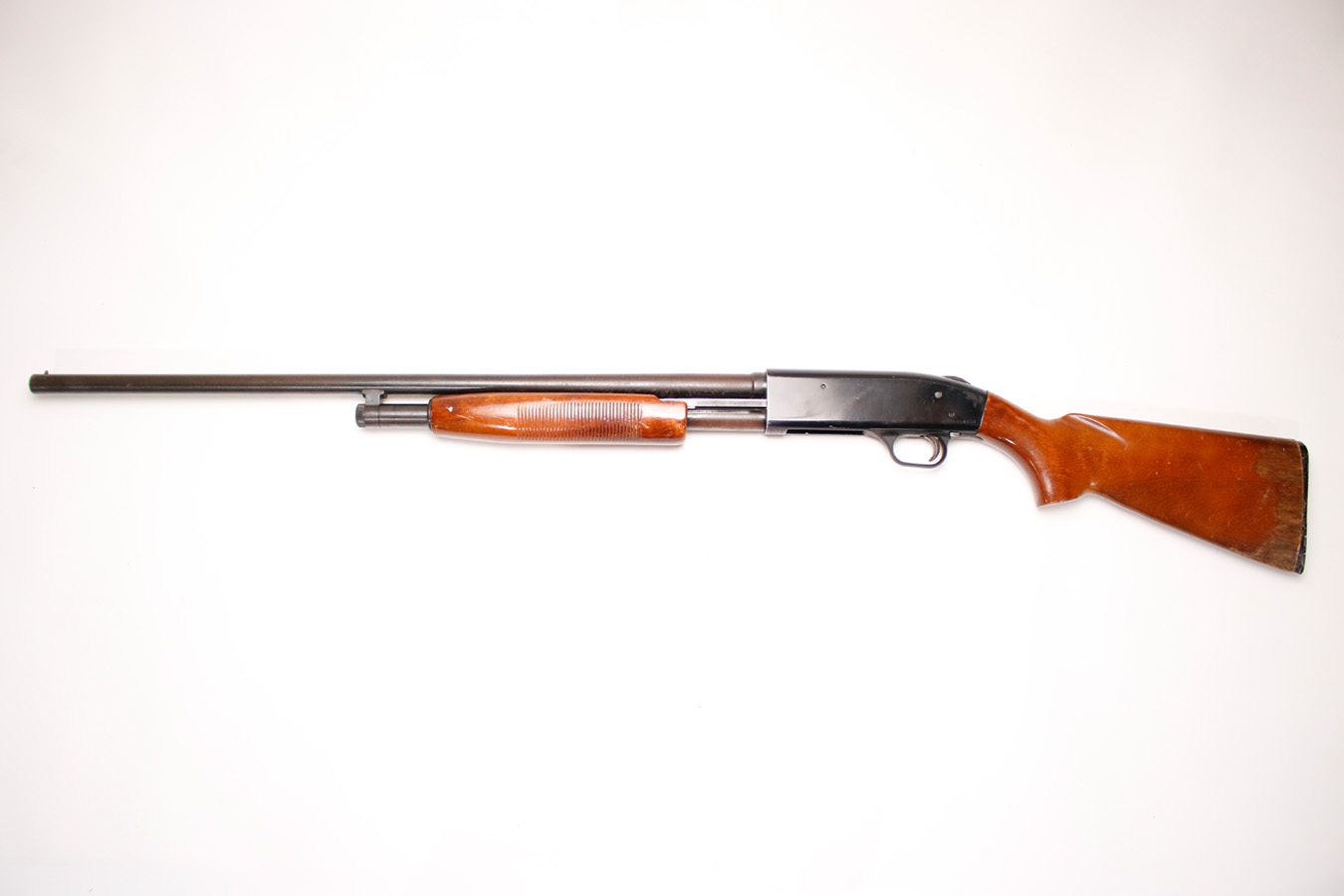 MOSSBERG 500CT 20-Gauge Police Trade-in Pump-Action Shotgun
