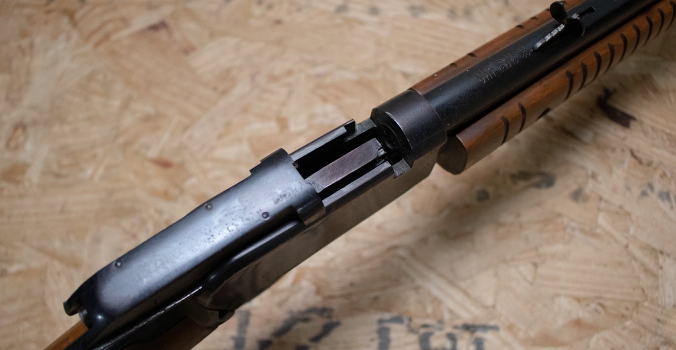 ROSSI Gallery 22/S/L/LR Police Trade-In Pump-Action Rifle with Wood Stock