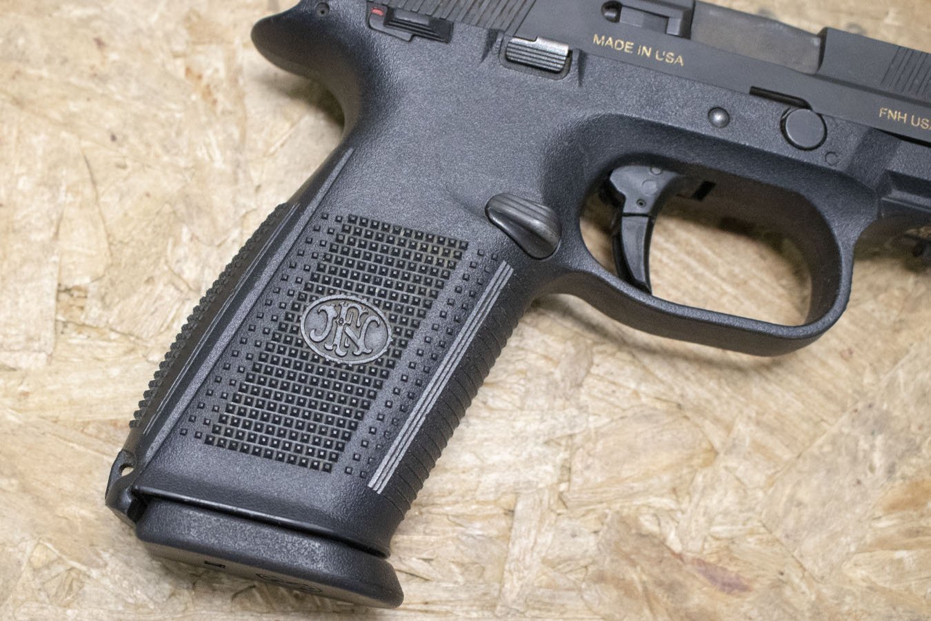 FNH FNS-9 9mm Police Trade-In Pistol with Manual Safety