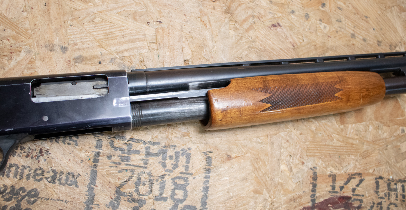 MOSSBERG 600AT 12 Gauge Police Trade-In Shotgun with Vented Ribbed Barrel