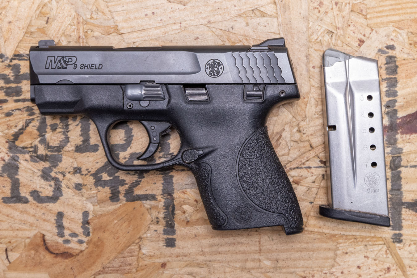 SMITH AND WESSON M&P9 Shield 9mm Police Trade-In Pistol