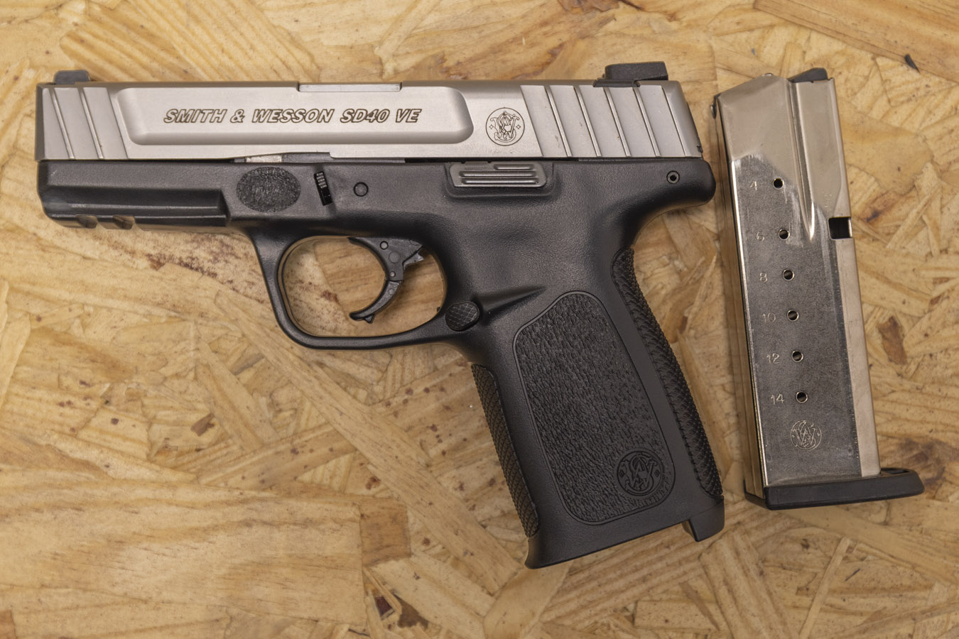 SMITH AND WESSON SD40 VE 40 S&W Police Trade-In Pistol