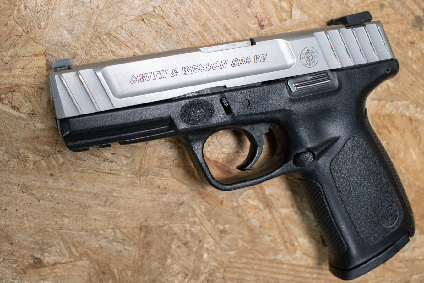 SMITH AND WESSON SD9 VE 9mm Police Trade-In Pistol