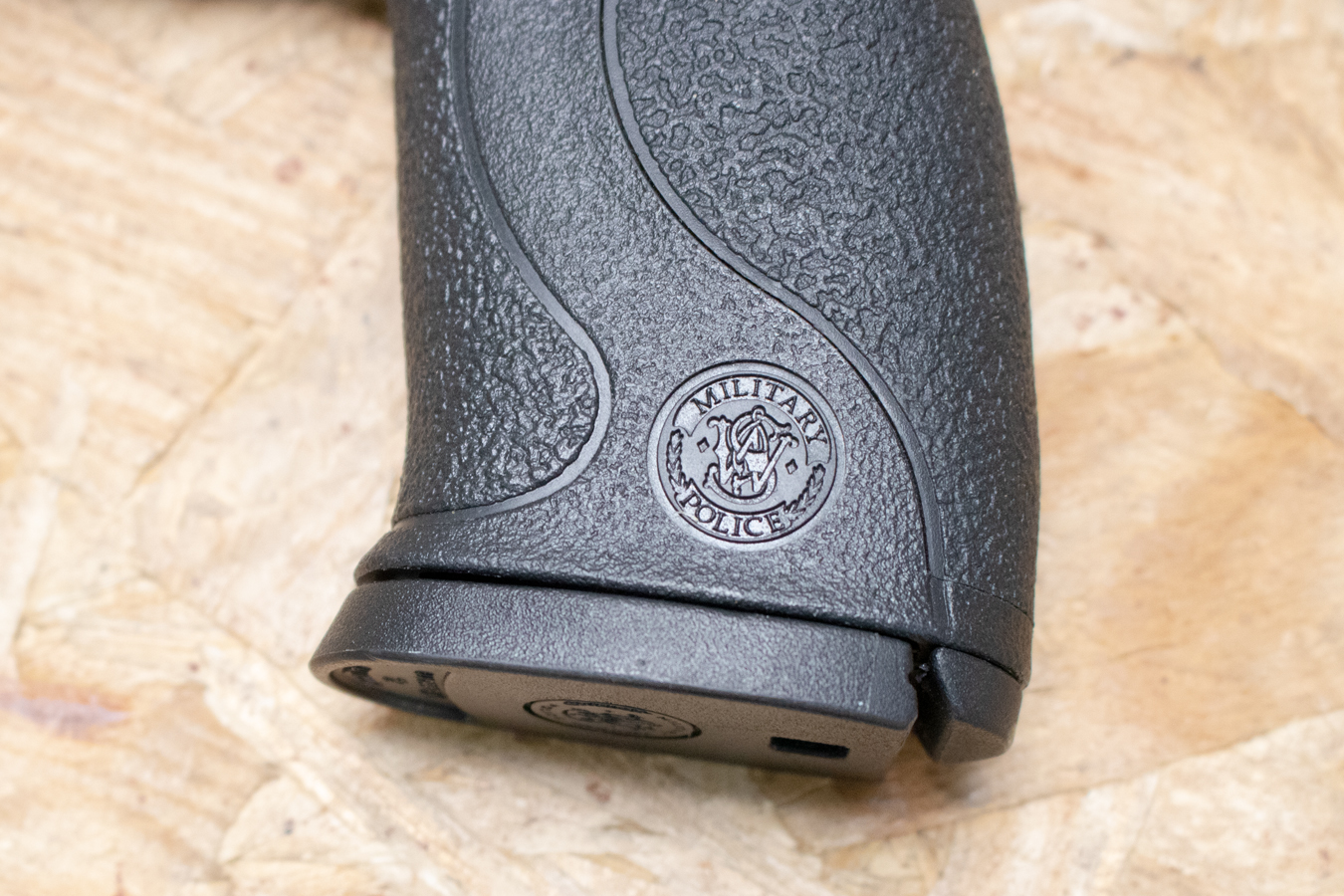 SMITH AND WESSON M&P9 9mm Police Trade-In Pistol with Accessory Rail