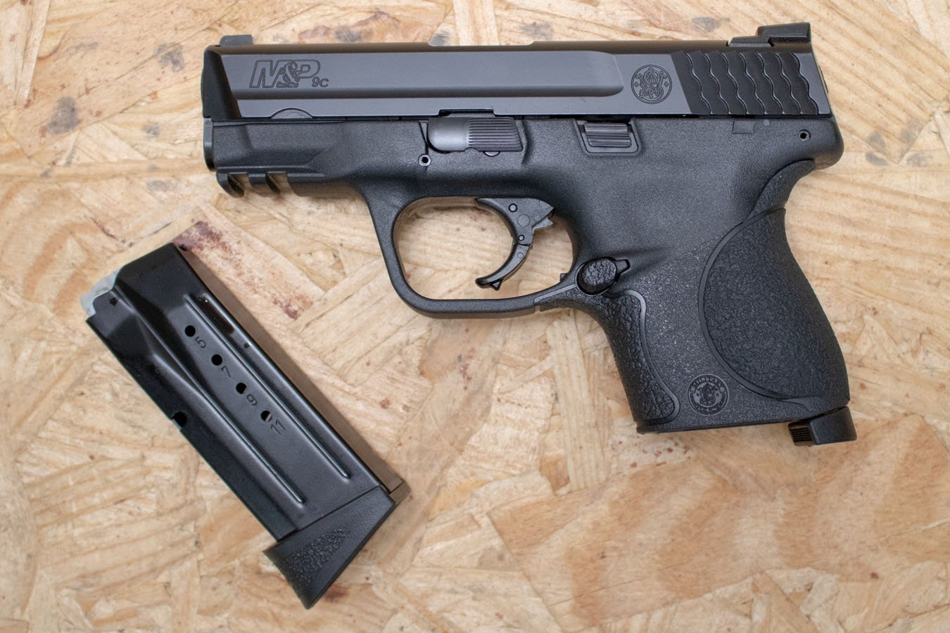 SMITH AND WESSON M&P9C Compact 9mm Used Trade-In Pistol with Accessory Rail
