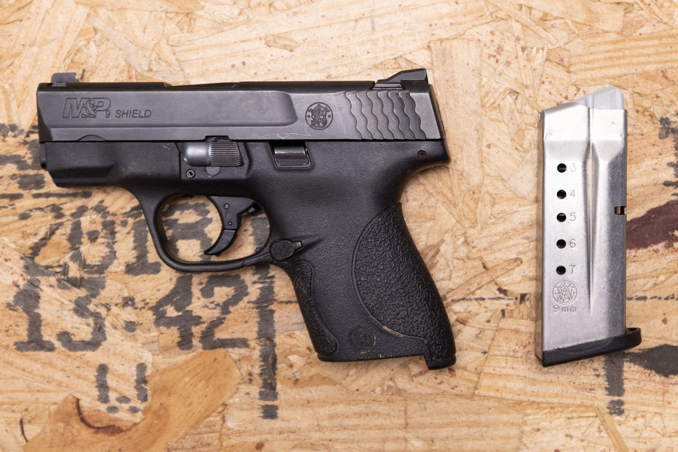 SMITH AND WESSON M&P9 Shield 9mm Police Trade-In Pistol