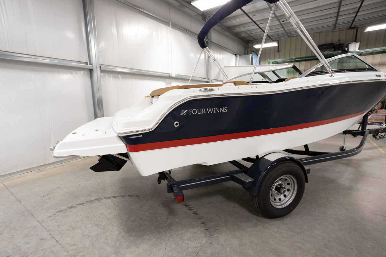 Four Winns 2021 - Horizon 190 with 4.5L 250 HP Motor