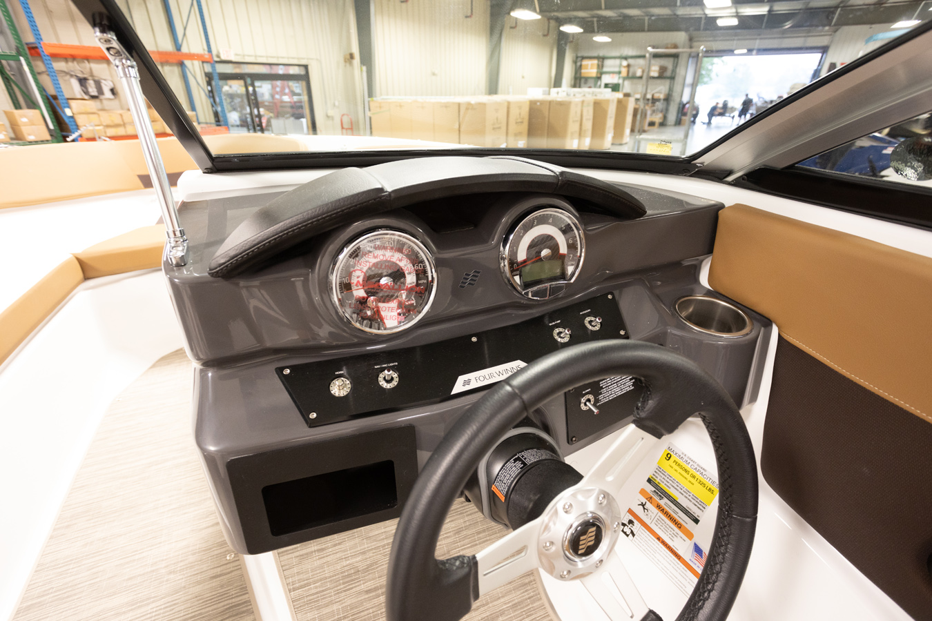 Four Winns 2021 - Horizon 190 with 4.5L 250 HP Motor