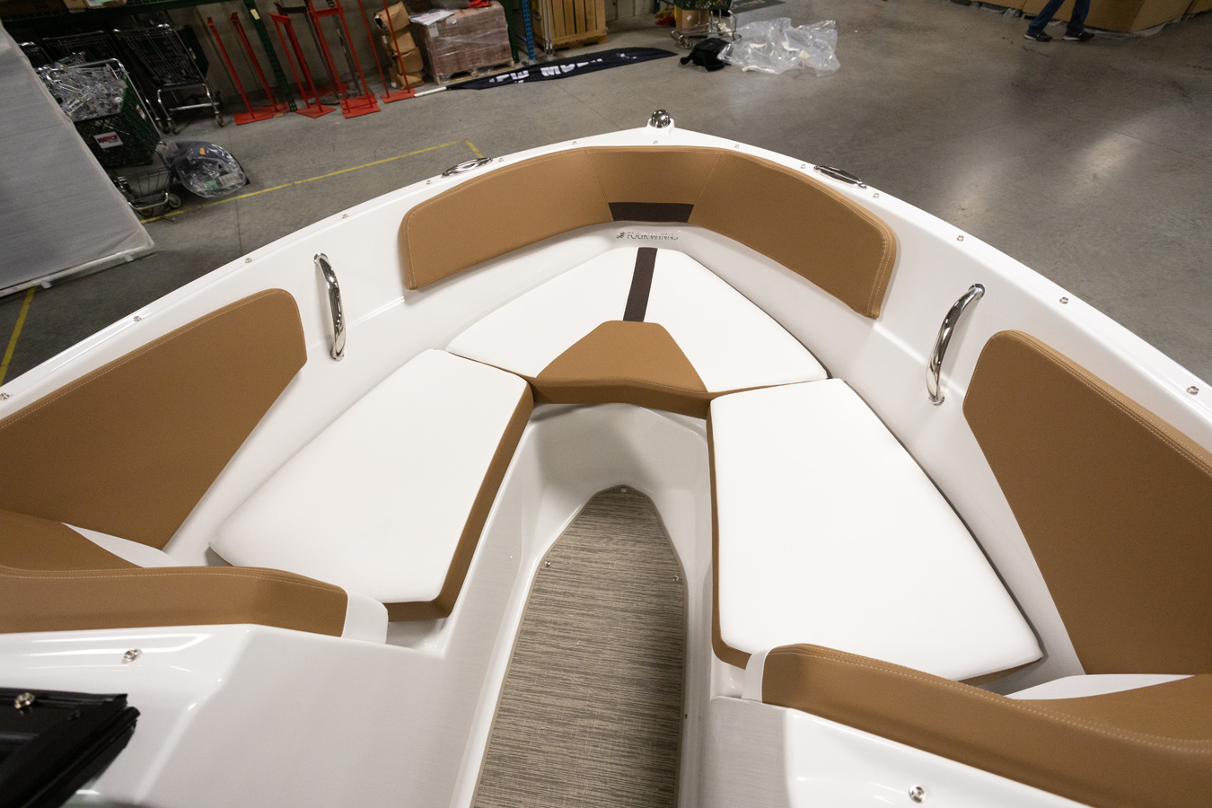Four Winns 2021 - Horizon 190 with 4.5L 250 HP Motor