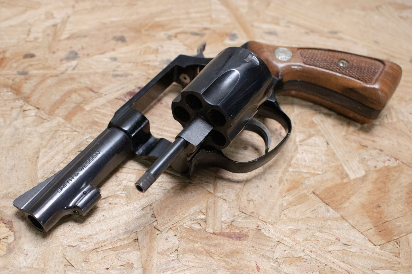 SMITH AND WESSON Model 37 Airweight 38 Special Police Trade-In Revolver