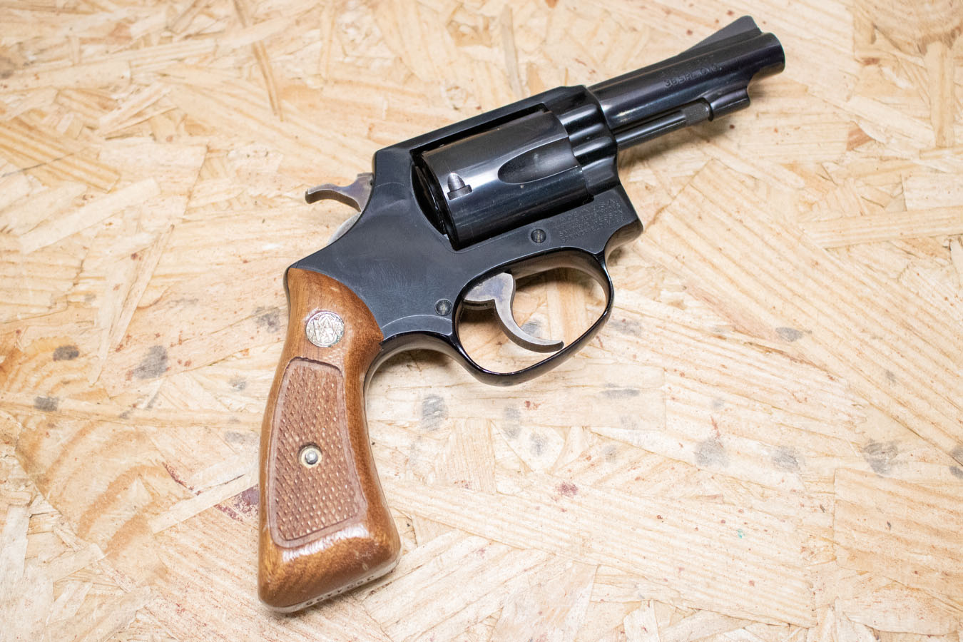 SMITH AND WESSON Model 37 Airweight 38 Special Police Trade-In Revolver