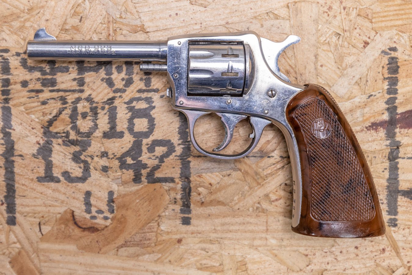 H AND R 923 22 LR Police Trade-In Revolver Nickel Finish