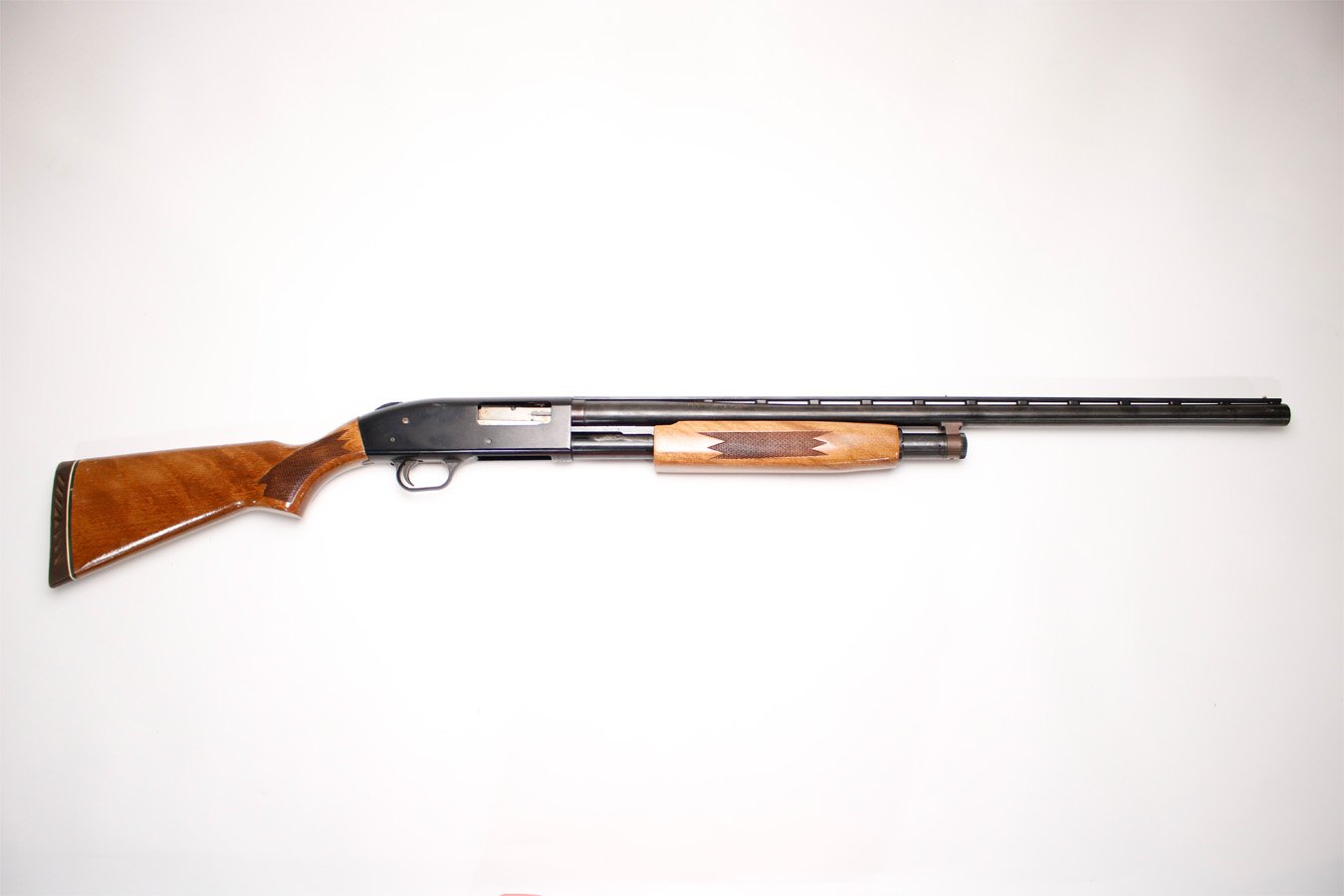 MOSSBERG 500A 12-Gauge Police Trade-in Pump-Action Shotgun