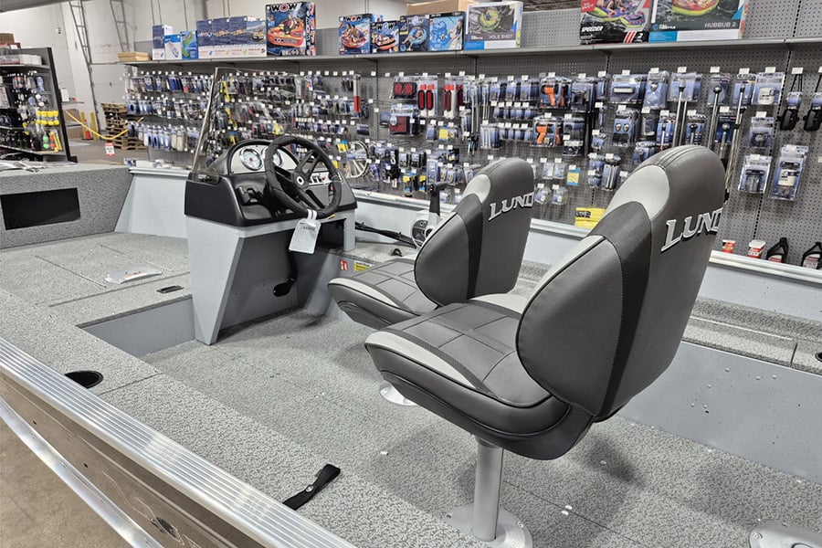 Lund 2026 1600 Fury SS with Mercury 40ELPT Outboard Engine