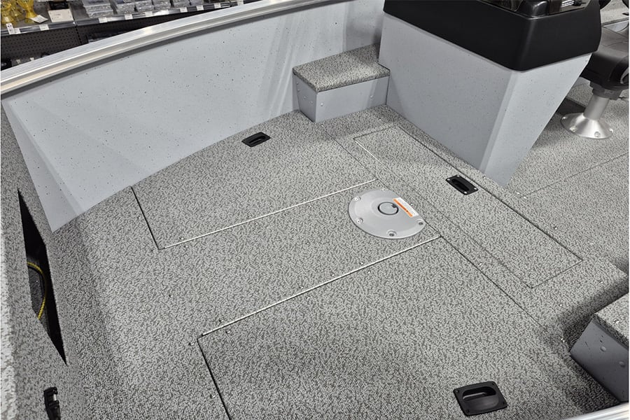 Lund 2026 1600 Fury SS with Mercury 40ELPT Outboard Engine