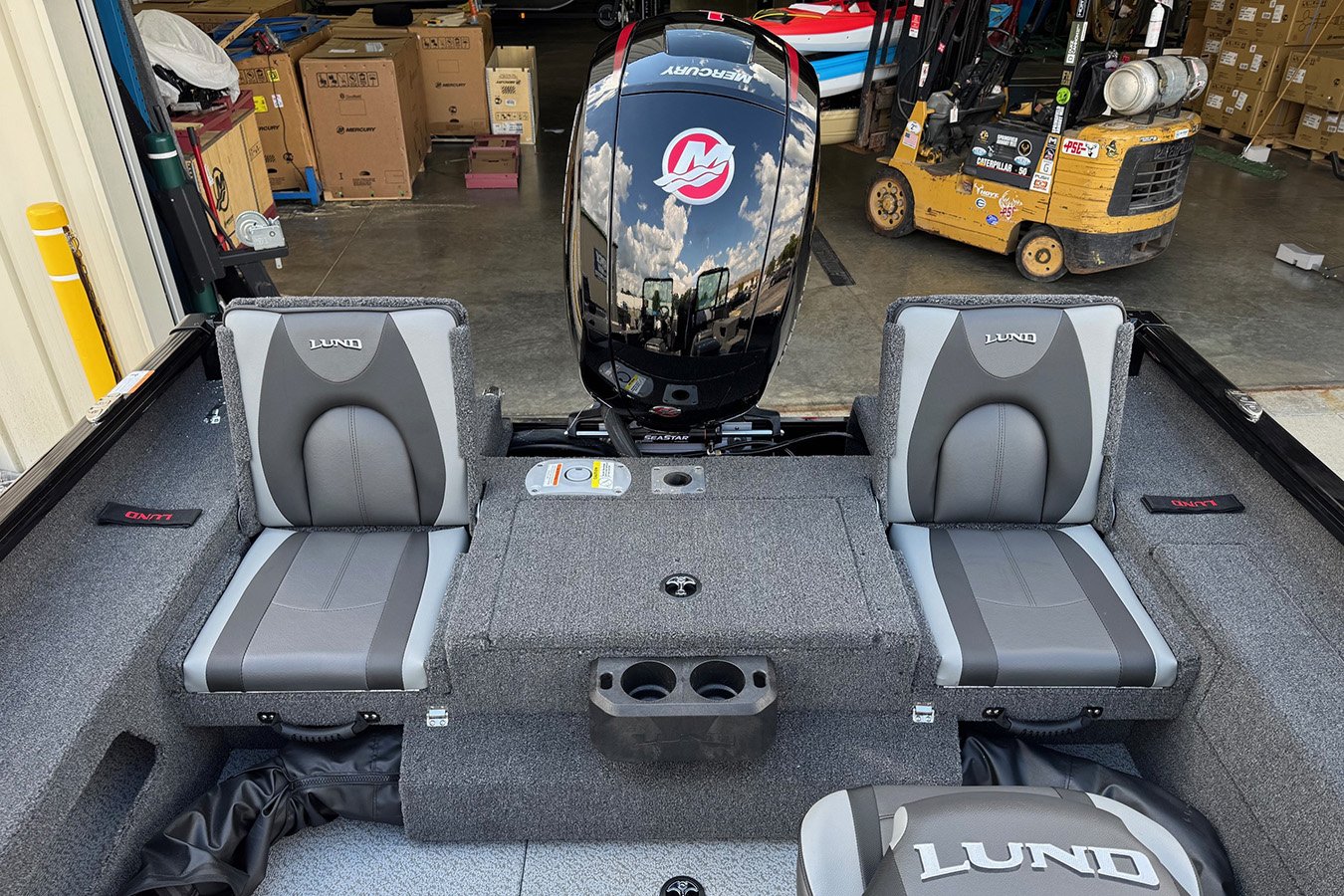 Lund 2026 1875 Impact XS with Mercury 150XL Pro XS