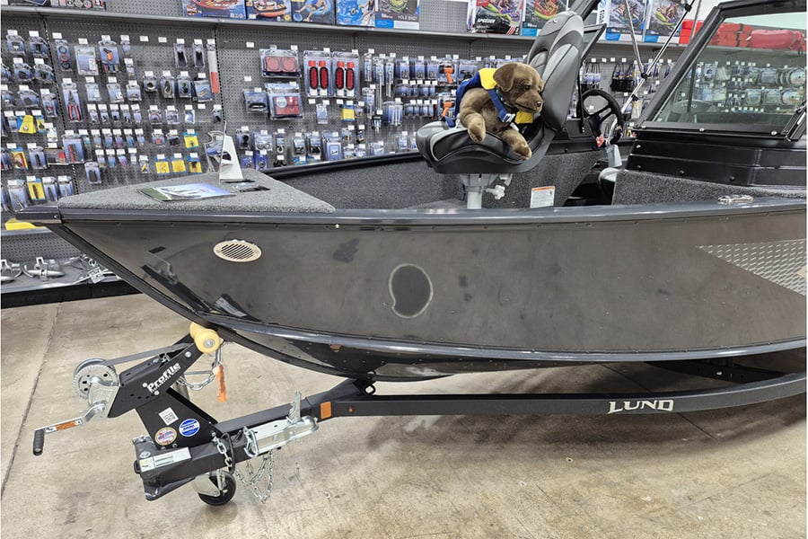 Lund 2026 1775 Adventure Sport with Mercury 115 ELPT Pro XS