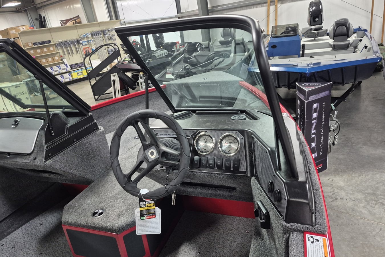 Lund 2026 1775 Adventure Sport with Mercury 90 ELPT Engine