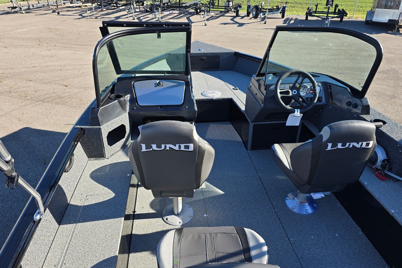 Lund 2026 1800 Explorer Sport with Mercury 115 ELPT Pro XS