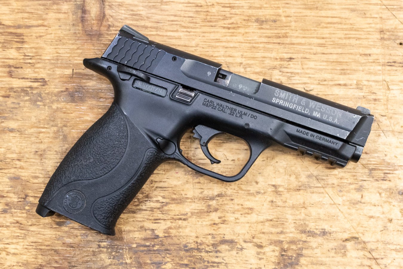 SMITH AND WESSON M&P22 22 LR Police Trade-in Pistol NO MAG