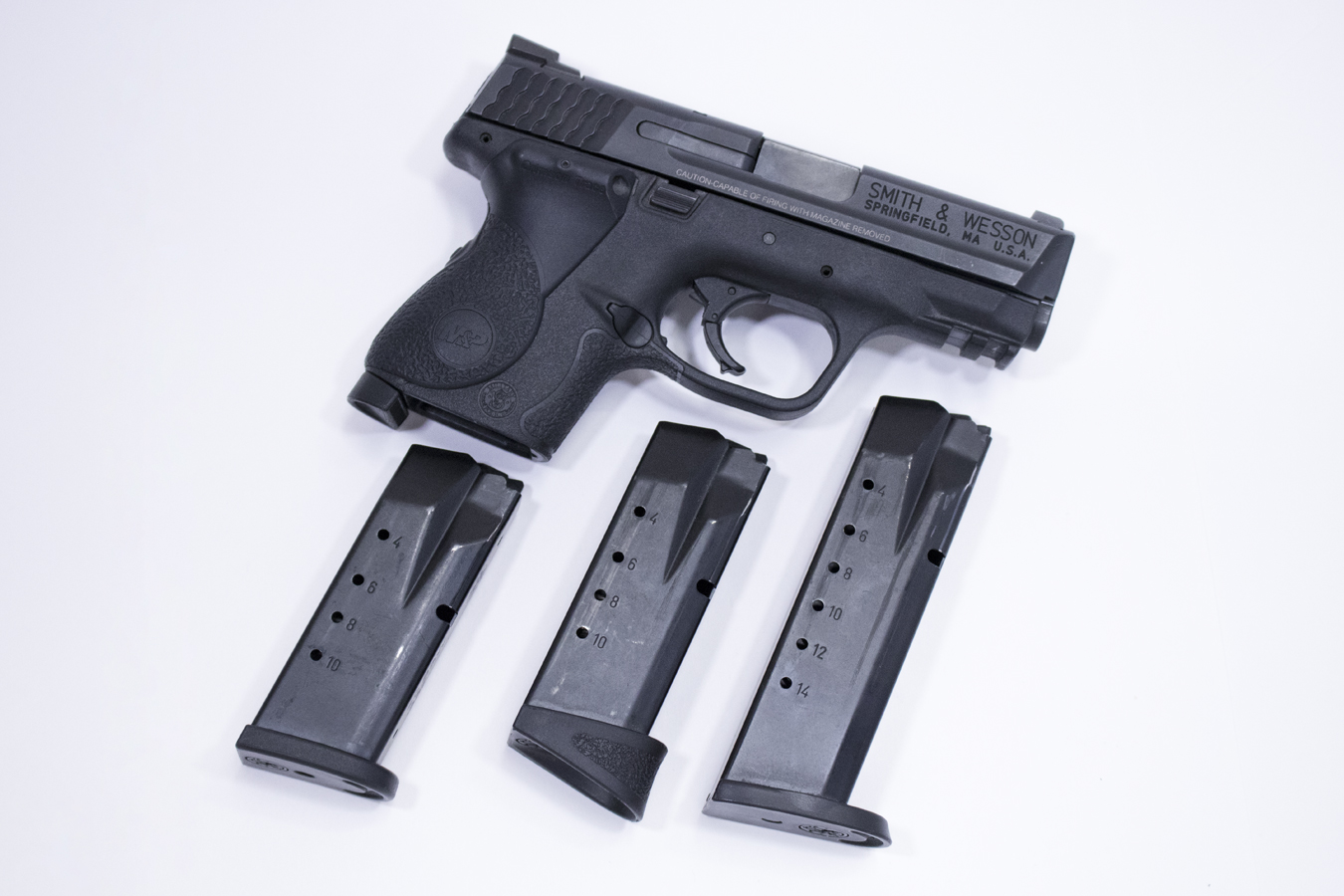 Compact 40 Smith & Wesson M&P40 Compact 40 S&W Used Pistols with Crimson Trace ...