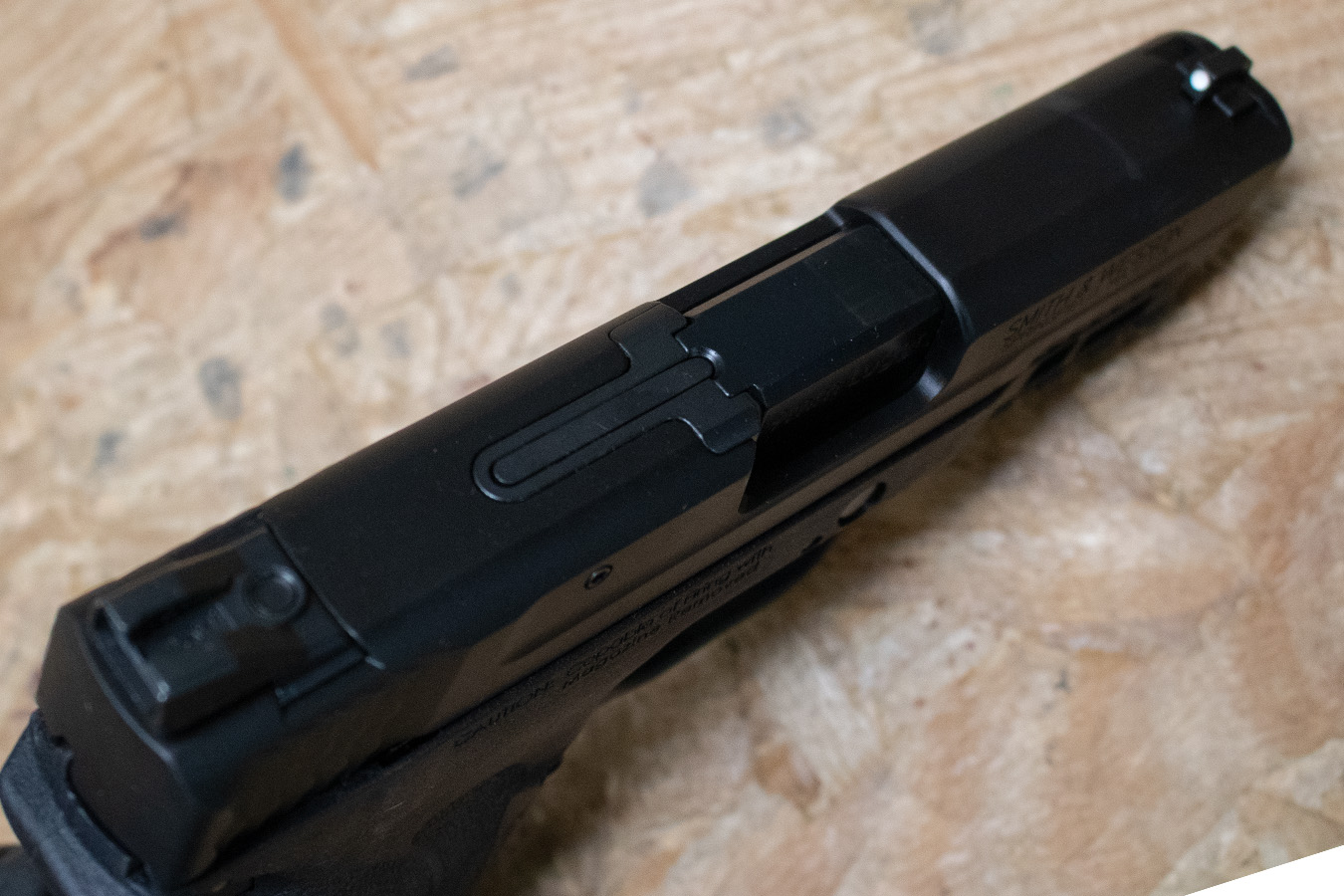 SMITH AND WESSON M&P9 Shield EZ M2.0 9mm Police Trade-In Pistol with Two Magazines