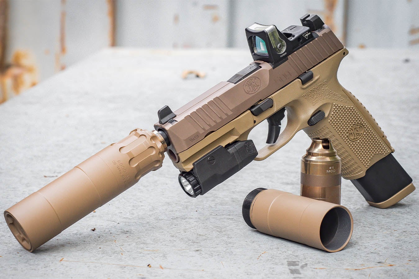 RUGGED SUPPRESSORS Obsidian9 9mm Modular Suppressor with FDE Finish
