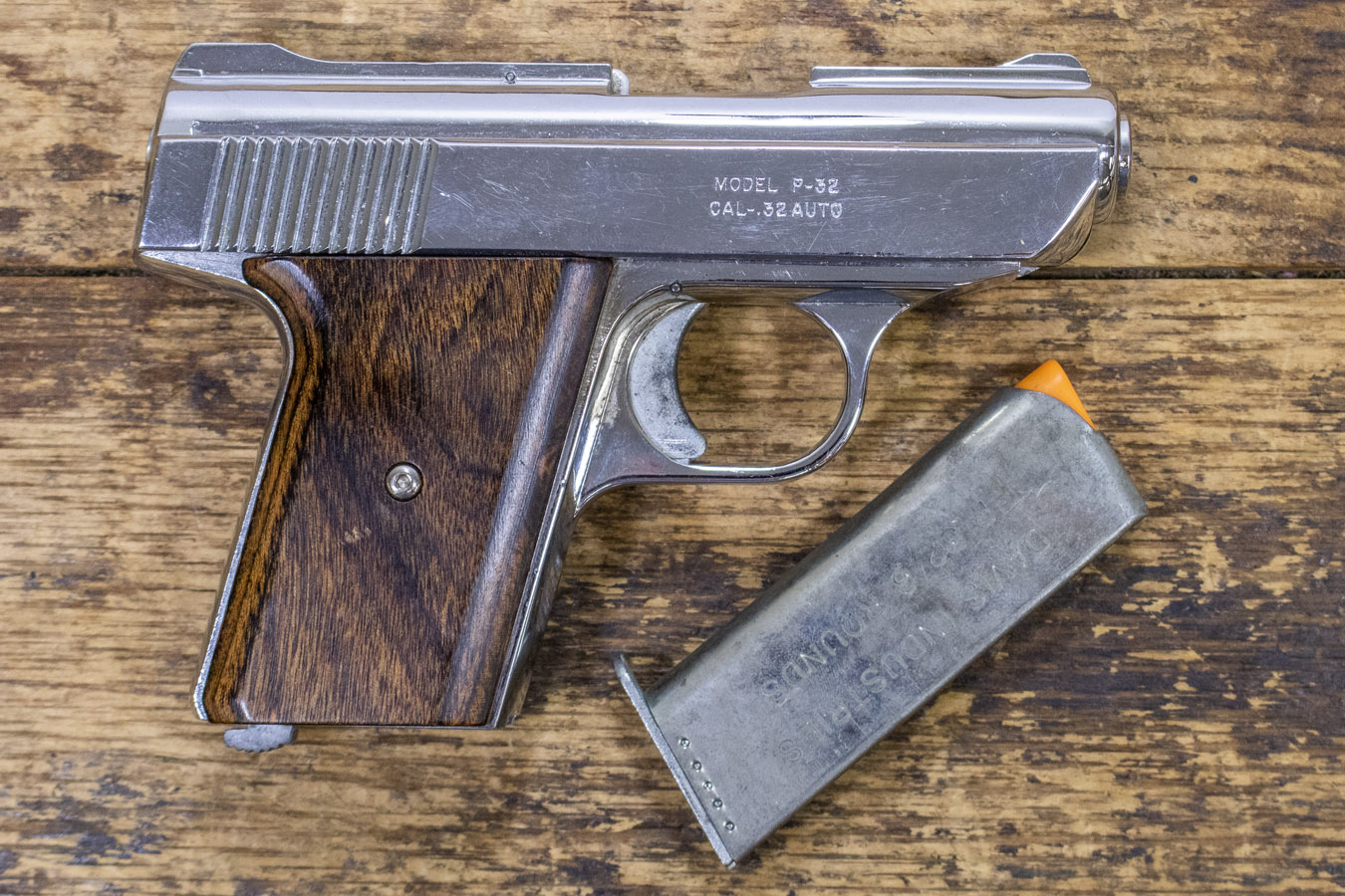 DAVIS P-32 32 ACP Police Trade-In Pistol