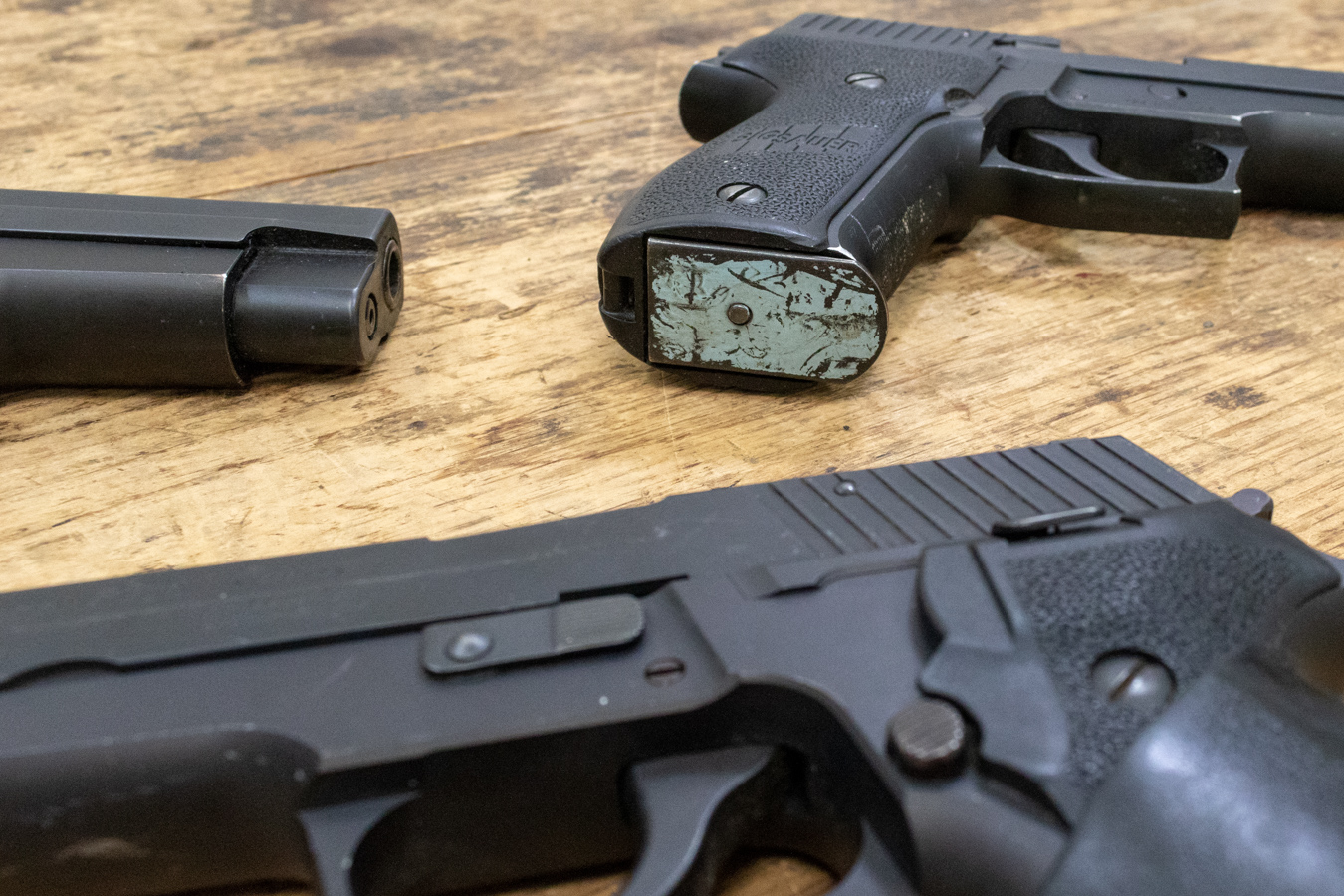 SIG SAUER P226 9mm DAO Police Trade-in Pistols with Flint MI Police Dept Stamp (Fair Condition)