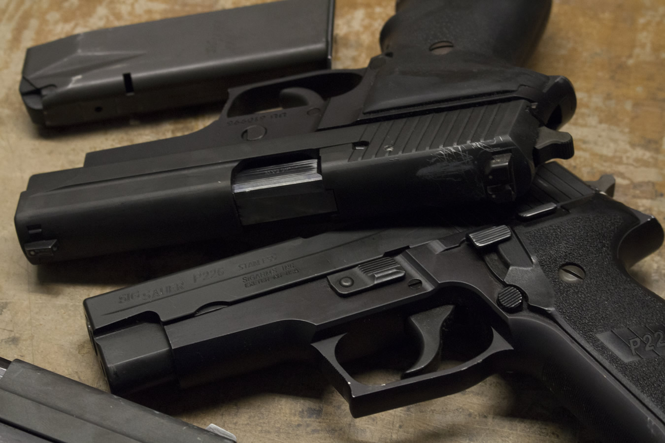 SIG SAUER P226 9mm DA/SA Police Trade-in Pistols (Fair Condition)