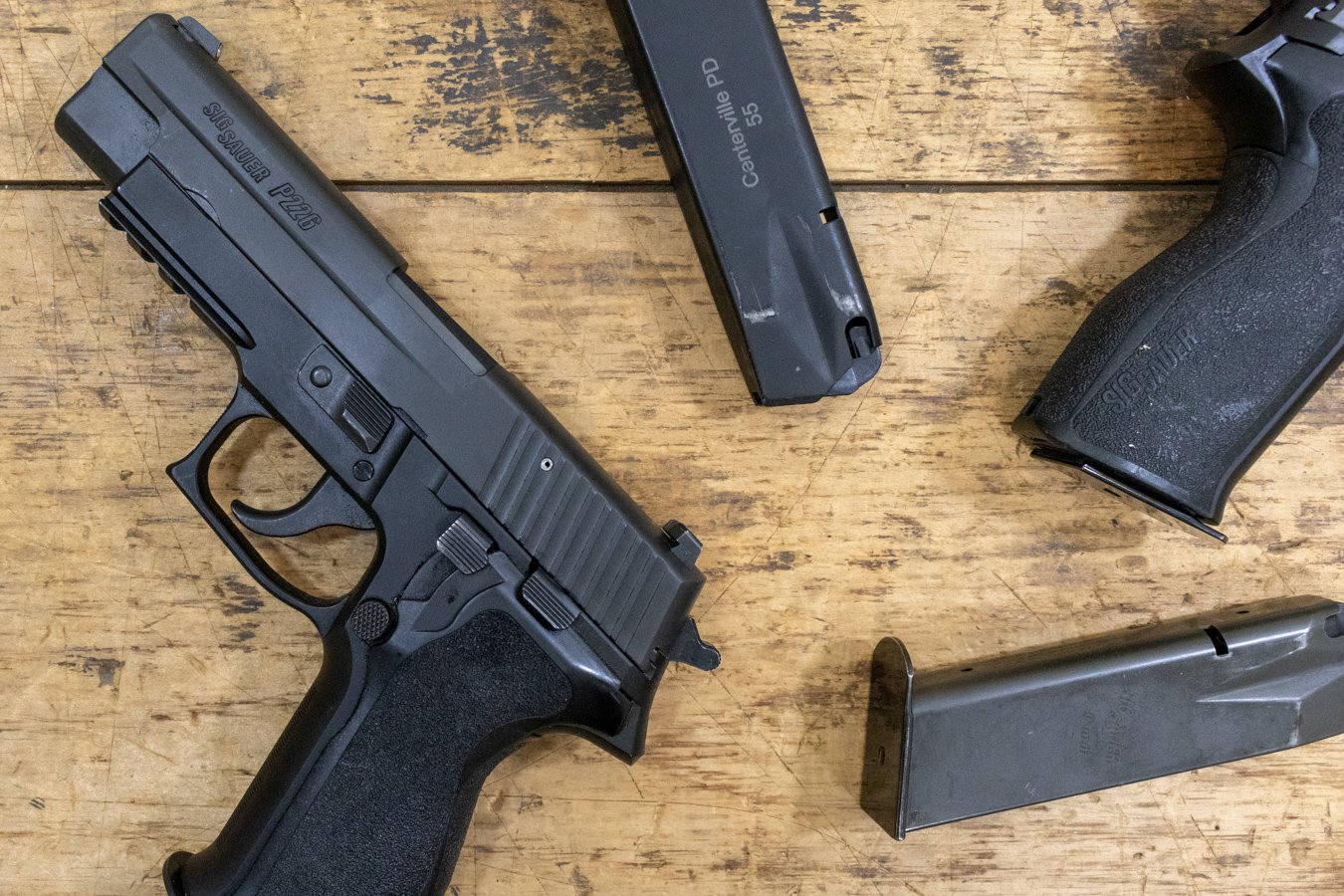 SIG SAUER P226 9mm DA/SA Police Trade-Ins with Night Sights and Rail (Very Good Condition)