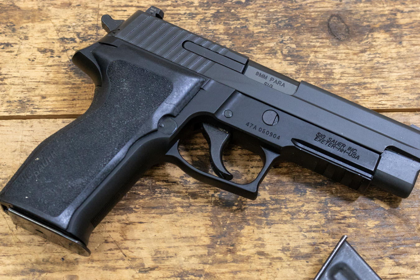 SIG SAUER P226 9mm DA/SA Police Trade-Ins with Night Sights and Rail (Very Good Condition)